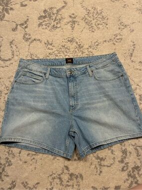 Lee Blue Jean shorts Size 18